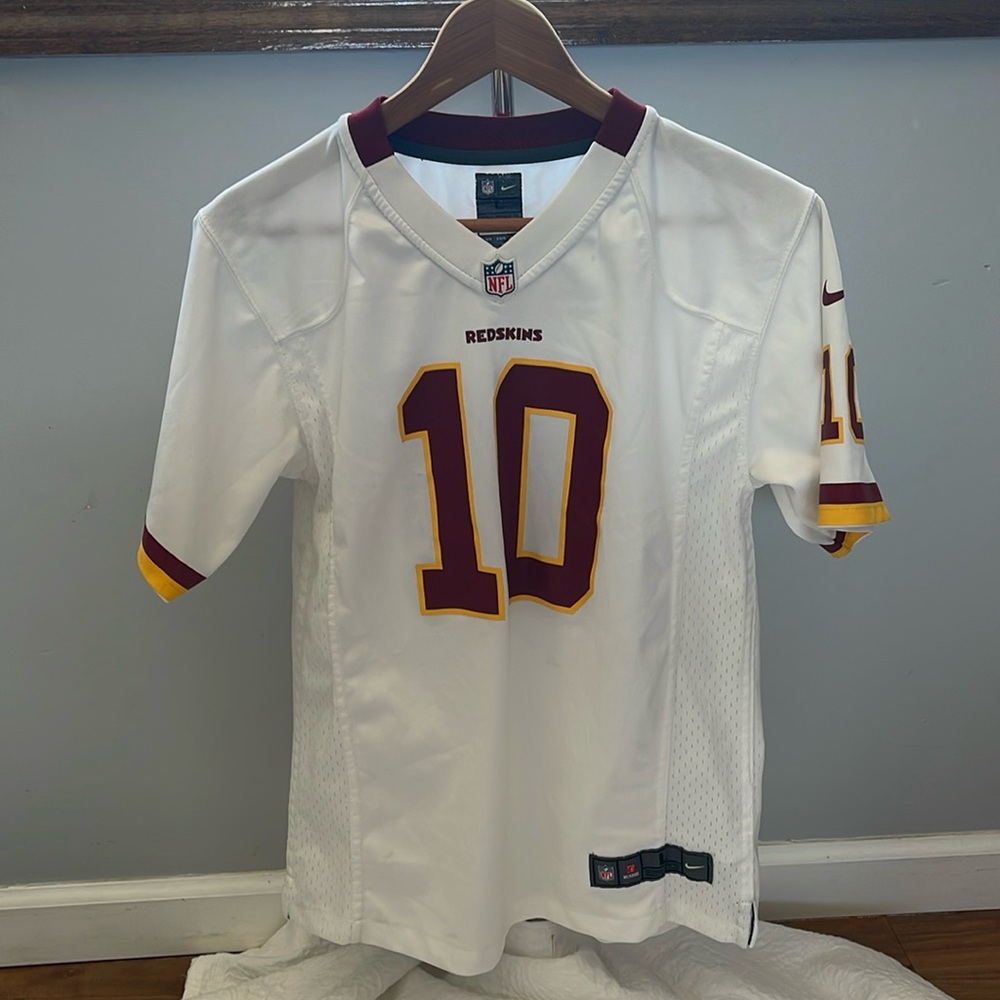 NFL Nike Washington Redskin Kids football jersey size large Griffin III